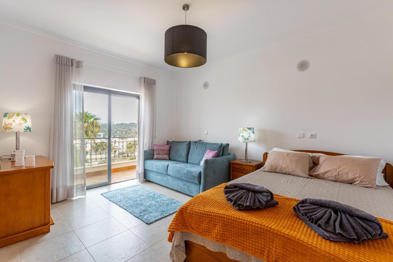Lagos Beach Condo Apartment *