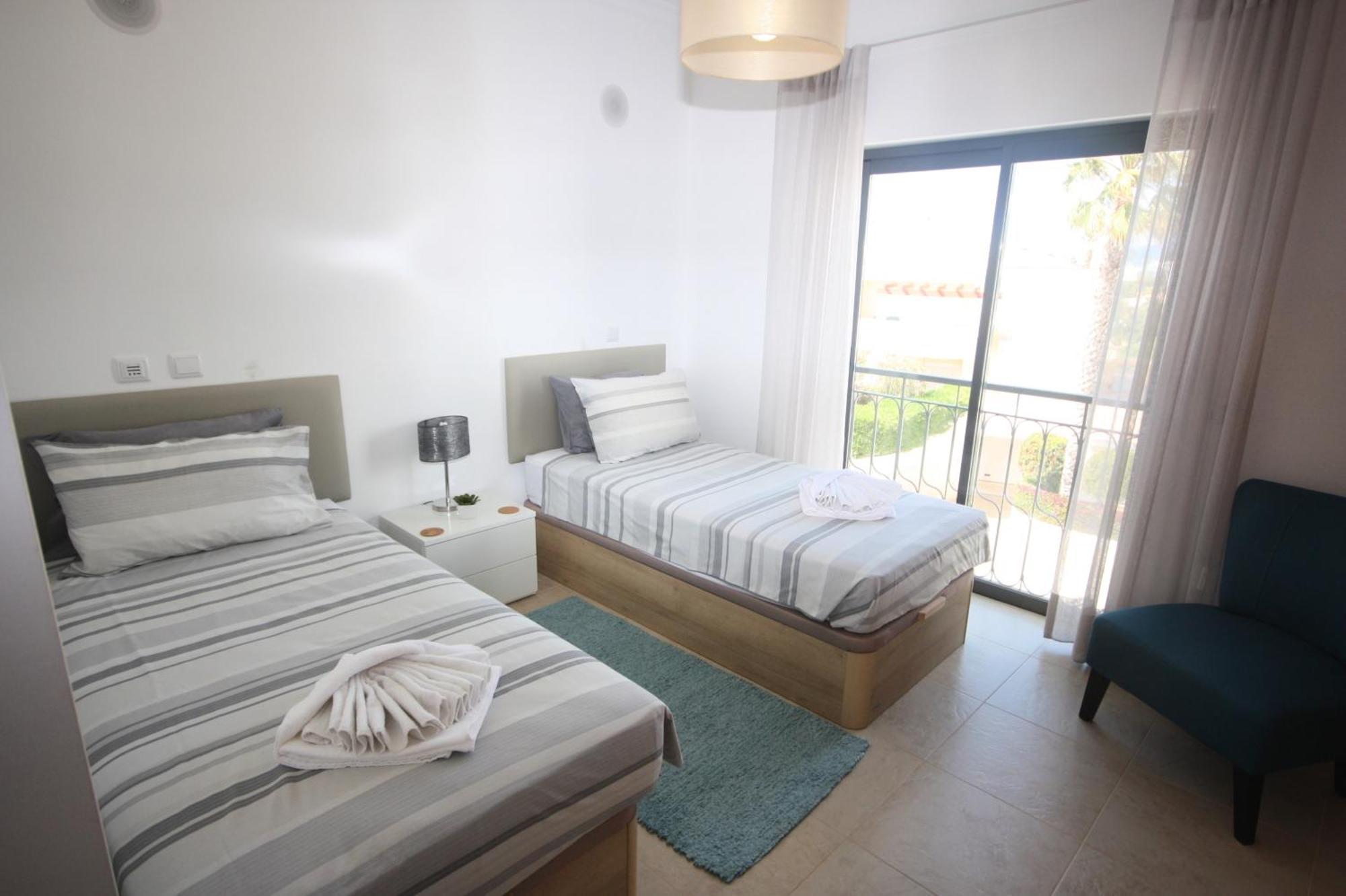 Apartment Lagos Beach Condo